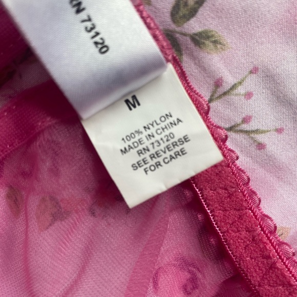 Pink lace lingerie chemise or slip shirt or dress - Picture 6 of 6